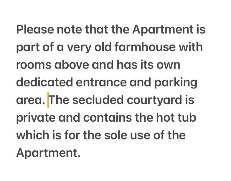 Bryntirion Farmhouse Apartment With Hot Tub Llanfair Caereinion Екстериор снимка